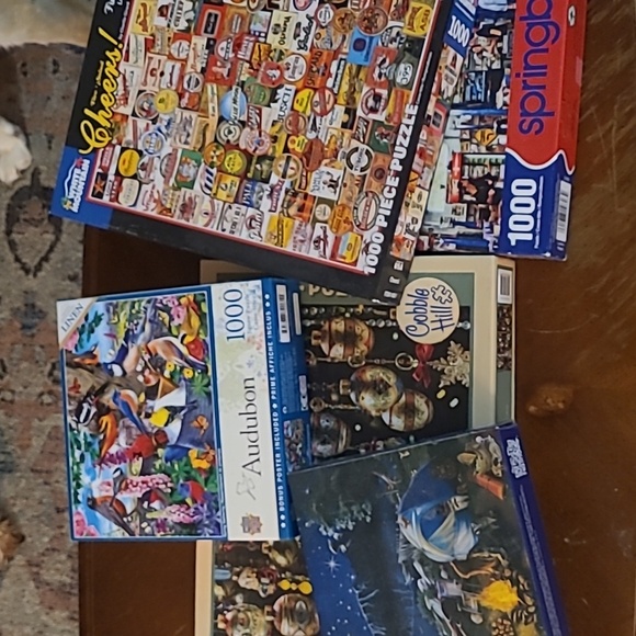 5 puzzles - Picture 1 of 5